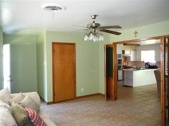 5th image of 6031 W Madison Blvd
