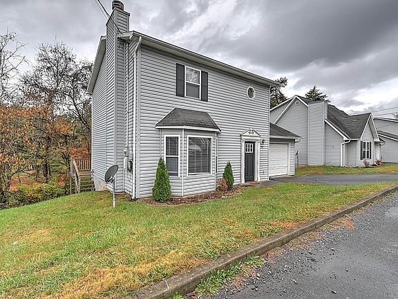 2nd image of 109 Copper Ct
