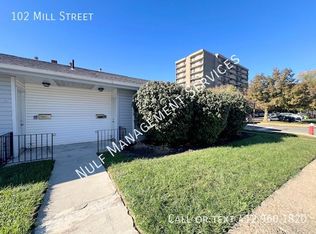 102 Mill St, Coraopolis, PA 15108