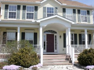 131 Drogheda Ct, Granville, OH 43023
