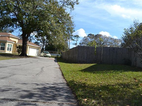 3rd image of 424 Short Pine Cir #2