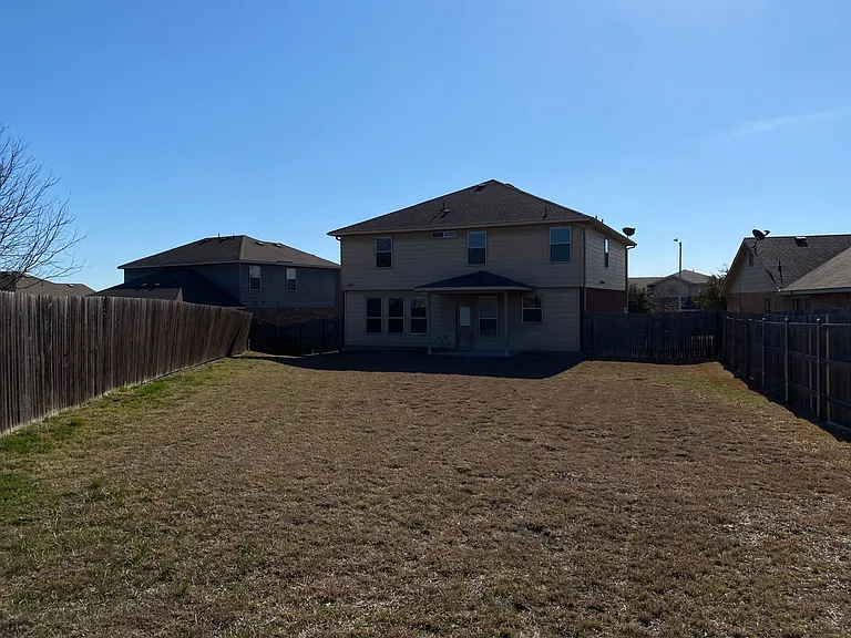 5905 Adair Dr — Photo 9