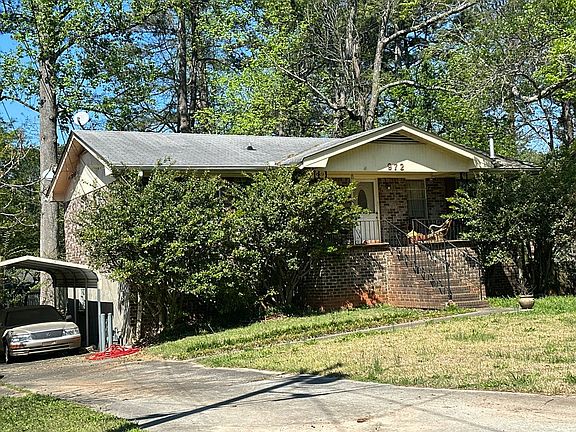 3rd image of 972 Pineglen Dr