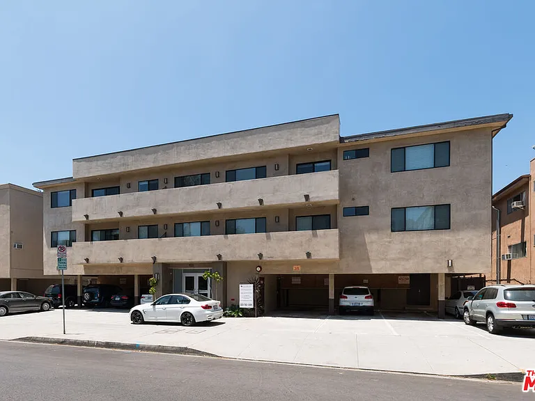 931 N Alfred St #306 — Photo 20