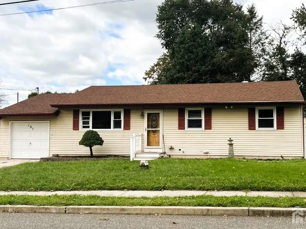 197 Bergen Ave, Thorofare, NJ 08086