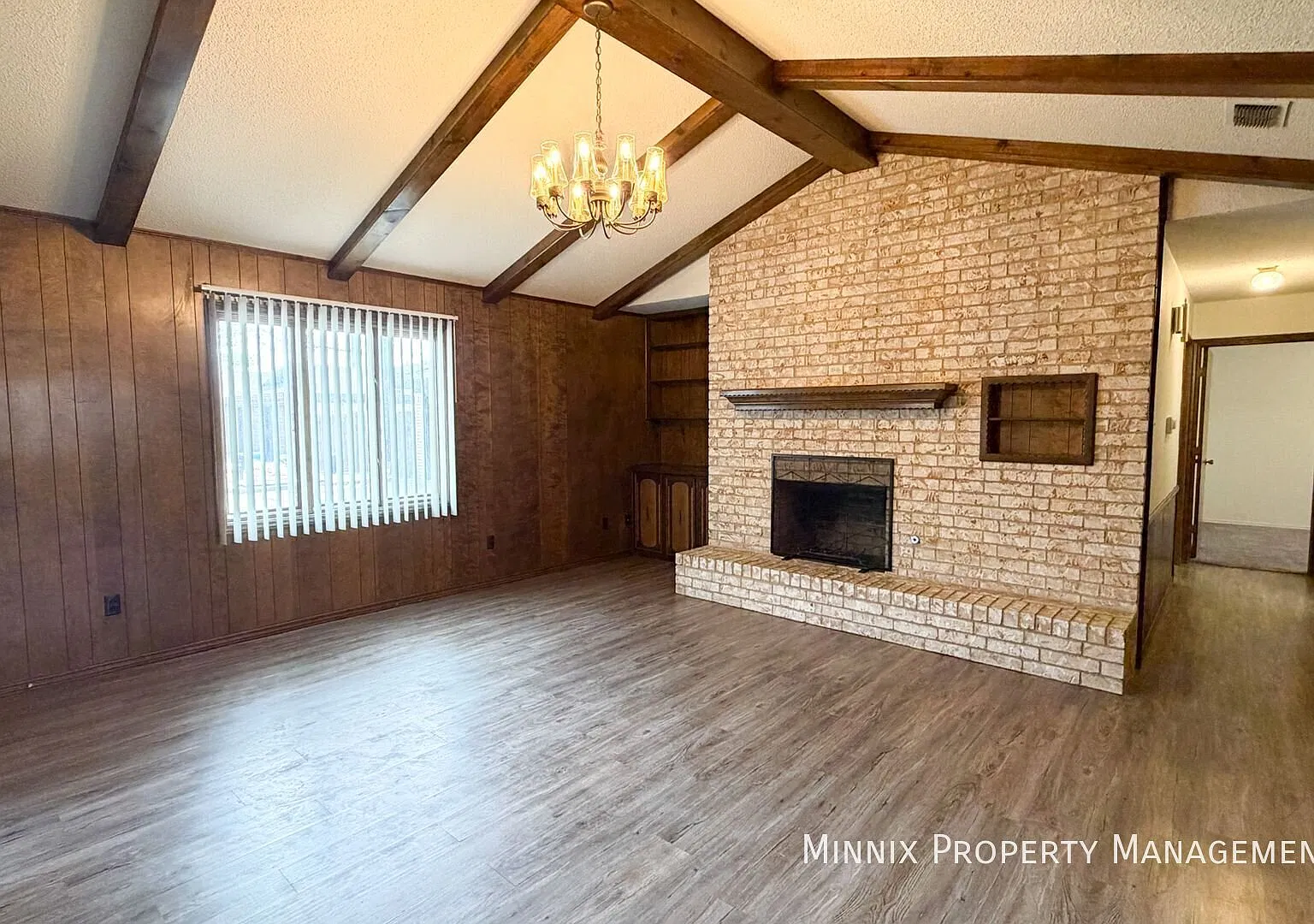 2 bedroom/ 1.5 bath For Rent in Lubbock | 7004 Hartford #A | Pet Friendly — Photo 4