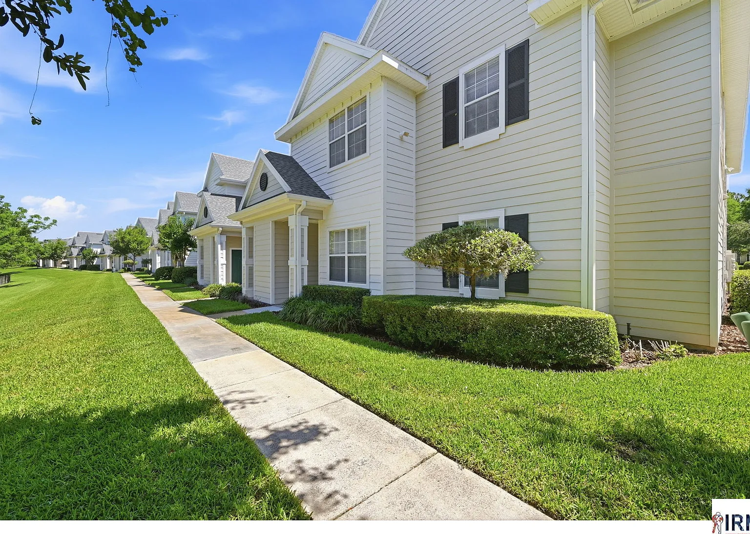 3 bed, 2.0 bath, $1,895 — Photo 1