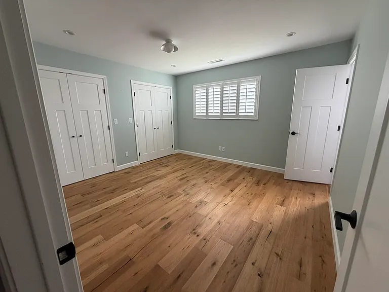 242 Reindollar Ave — Photo 6
