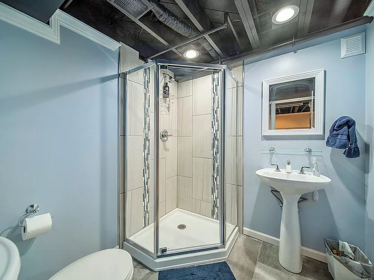 2536 Alveston Dr — Photo 22