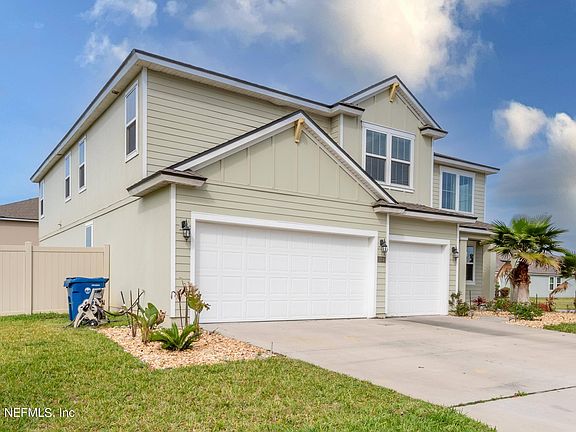 3rd image of 15710 CHIR PINE Drive