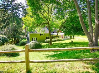 26 Orchard Hill Rd, Bernardsville, NJ 07924