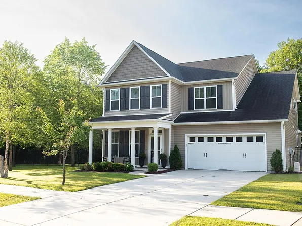 115 Bunchberry Ct, Hampstead, NC 28443