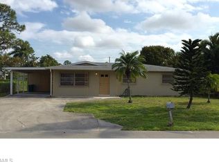 4018 Coconut Cir S, Naples, FL 34104