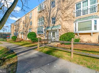 2900 Willston Pl APT 302, Falls Church, VA 22044