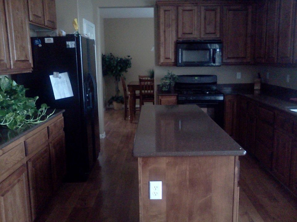1st image of 6025 Glenborough St