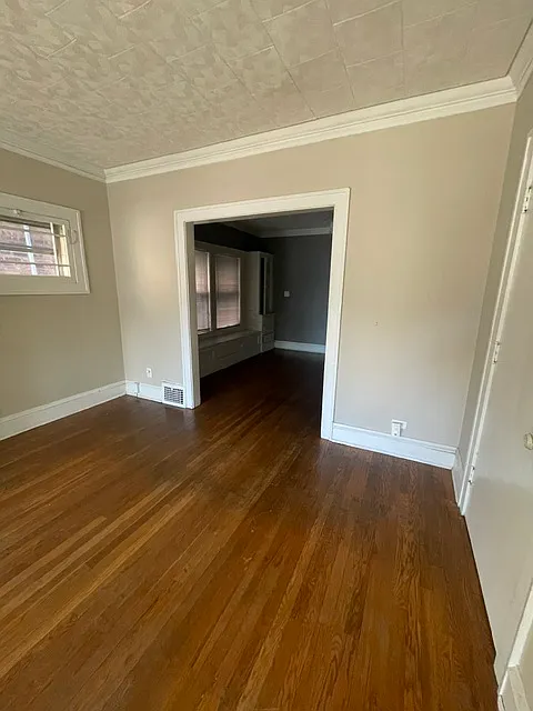 1 bed, 850 sqft, $1,100 — Photo 3