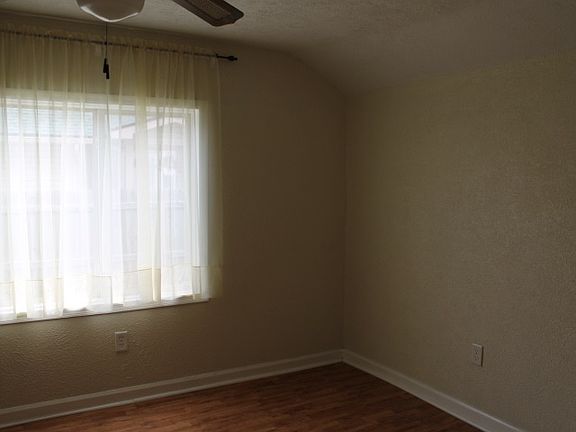 5th image of 51337 N Shore Dr