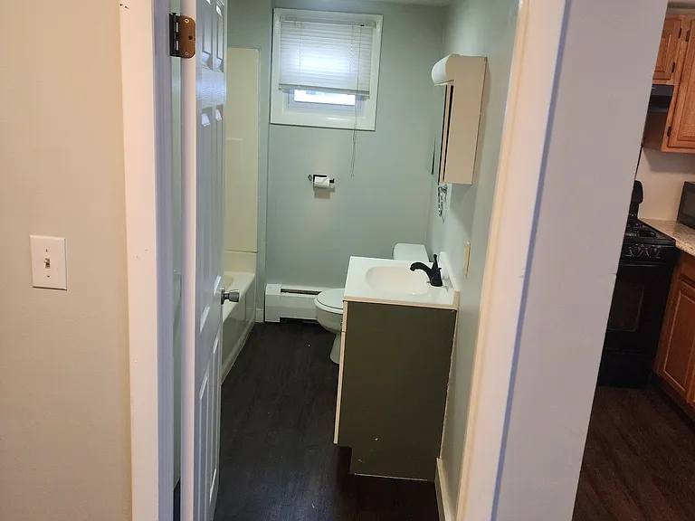 32 Grotto Ave — Photo 6