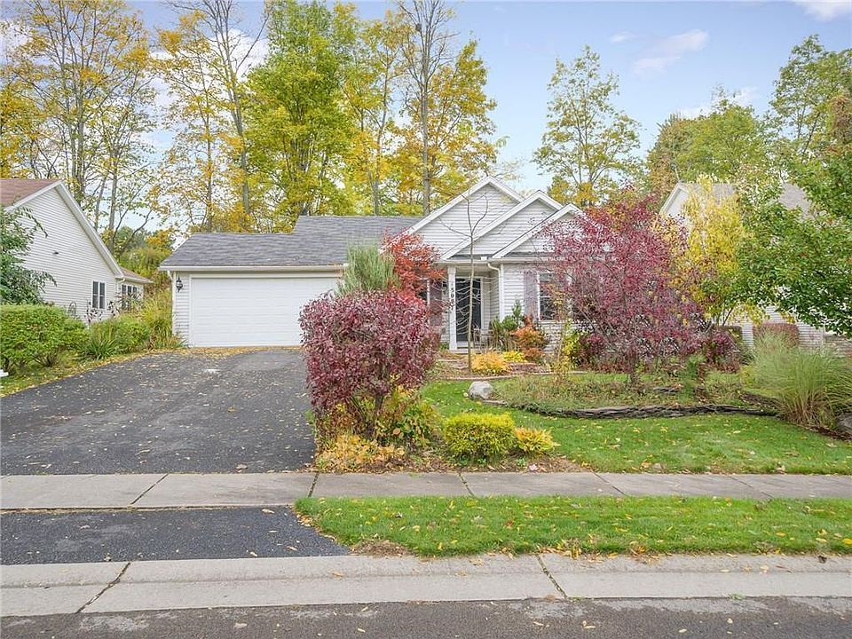1st image of 3927 N Park Way