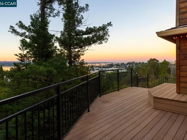 1087 Hillside Dr, Martinez, CA 94553