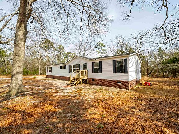 5th image of 154 Sandy Bank Dr