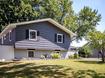 140 Ledgewood Dr, Rochester, NY, 14615