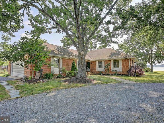 3rd image of 8 Byford Ct