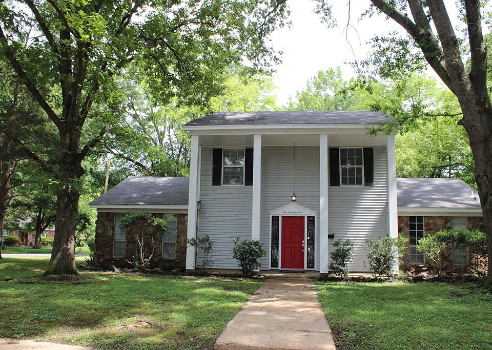 1st image of 105 Shiloh Dr