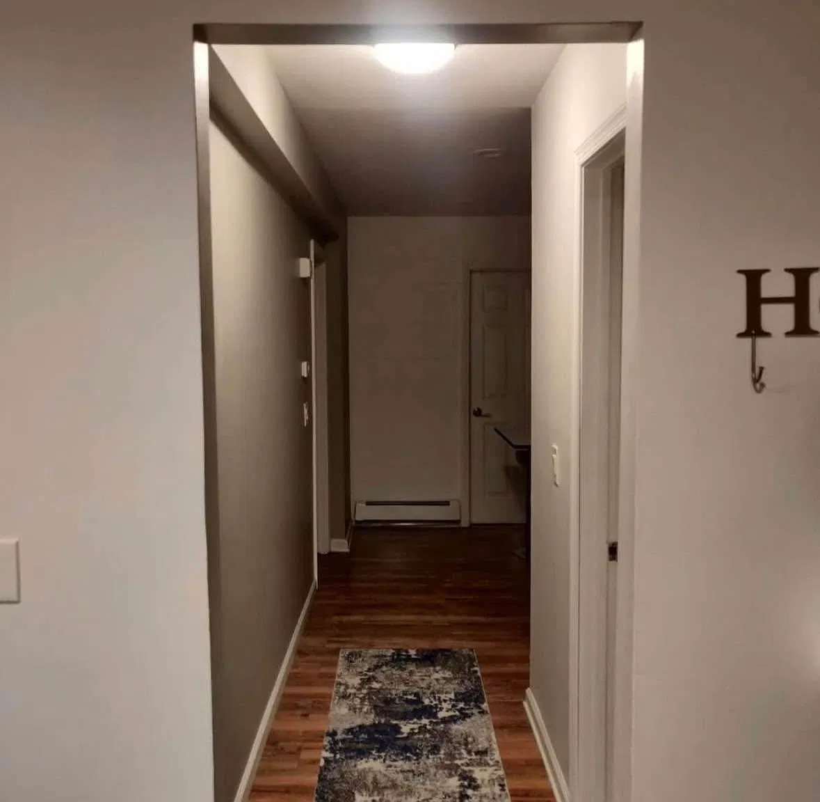 1 bed, 950 sqft, $1,700 — Photo 3