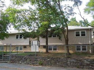 66 Sutherland St APT 1, Lowell, MA 01850