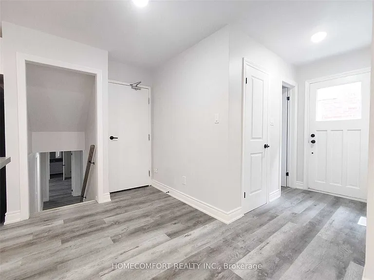 6A Beamsville Dr #GROUND LEVEL AND BA — Photo 4