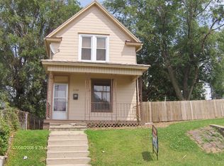 3109 S 21st St, Omaha, NE 68108