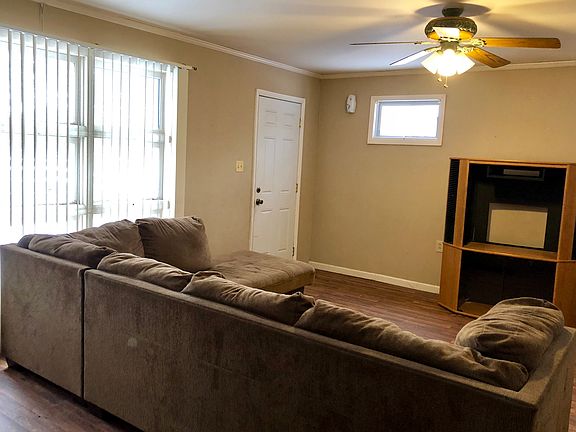 2nd image of 1056 Johnston St