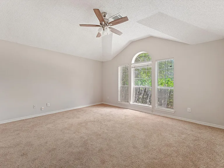 11900 Port Rd — Photo 9