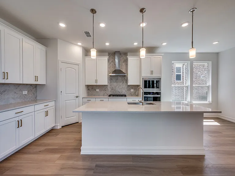 Gourmet Kitchen with stainless steel applinaces