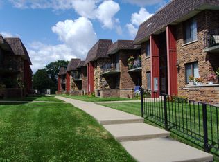 10418 S Pulaski Rd APT 204C, Oak Lawn, IL 60453