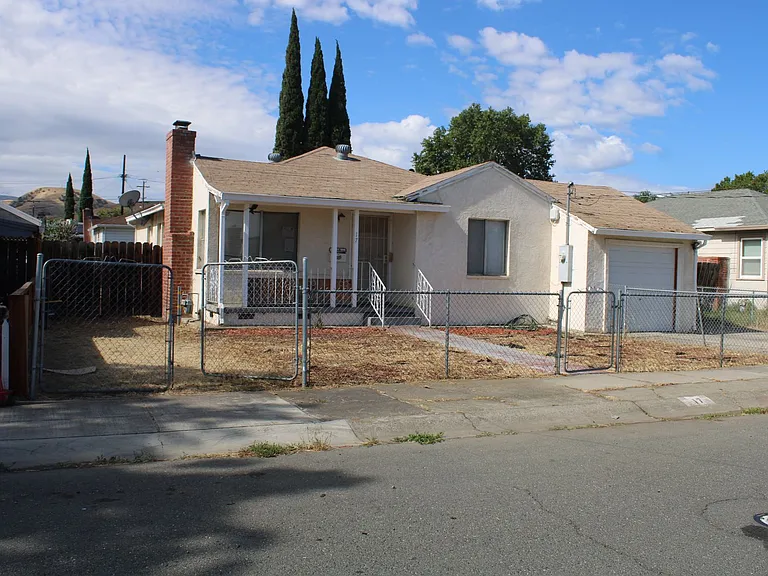 17 Lorraine Ave — Photo 21