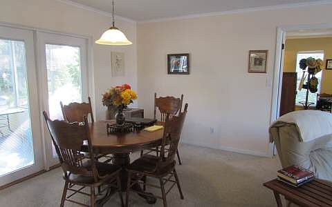 4th image of 1055 Jonquil St
