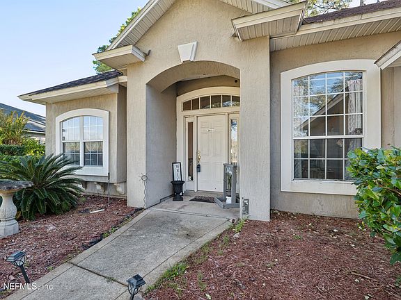 5th image of 13757 VICTORIA LAKES Drive