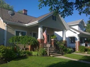 17301 Larchwood Ave, Cleveland, OH