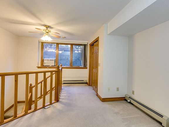 3rd image of 614 Portland Ave APT 91