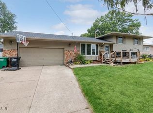 6860 NW 4th St, Des Moines, IA 50313