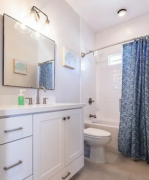 1345 Holly Ave — Photo 18
