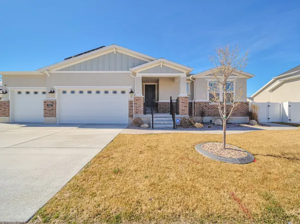 5647 Kestrel Ln, Tooele, UT 84074