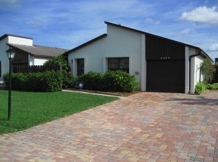 5489 Mirror Lakes Blvd, Boynton Beach, FL 33472