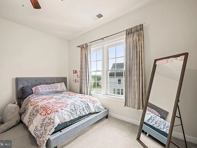 602 Dolmens Ln — Photo 28
