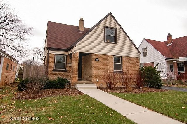 1st image of 923 22nd Ave