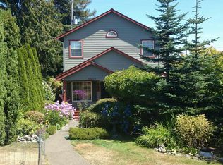 5610 41st Ave SW, Seattle, WA 98136