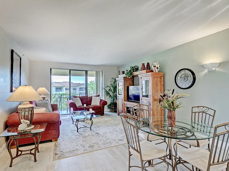 500 Uno Lago Dr #402 — Photo 11
