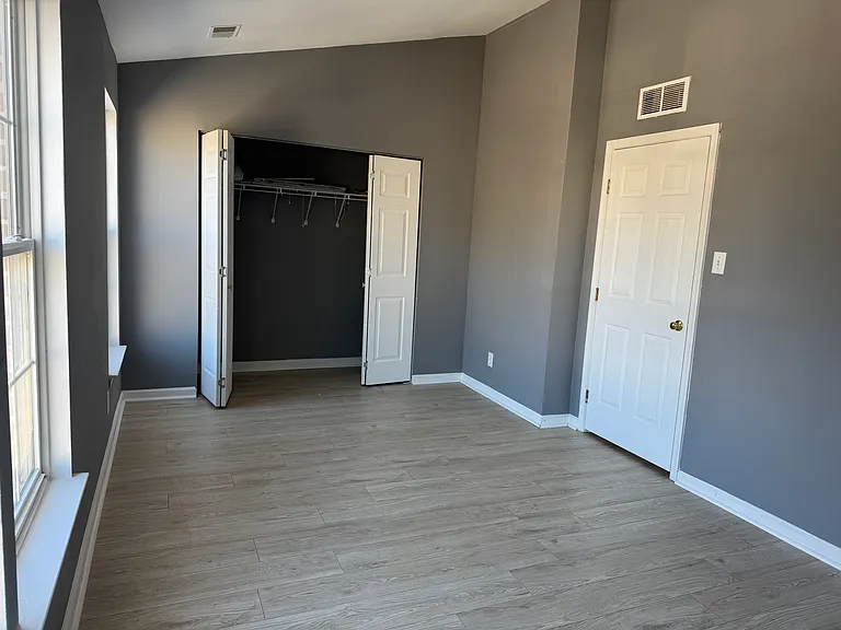46 Coachlight Dr — Photo 15